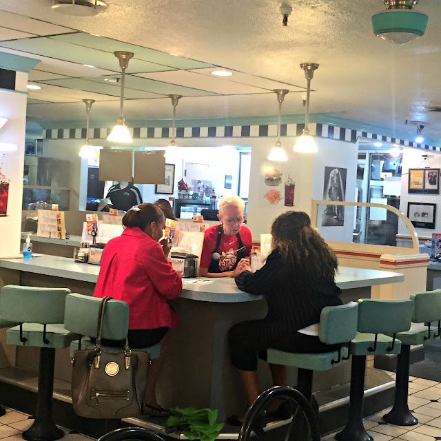 Restaurant Review Hathaways Downtown Cincinnati The Food Hussy!