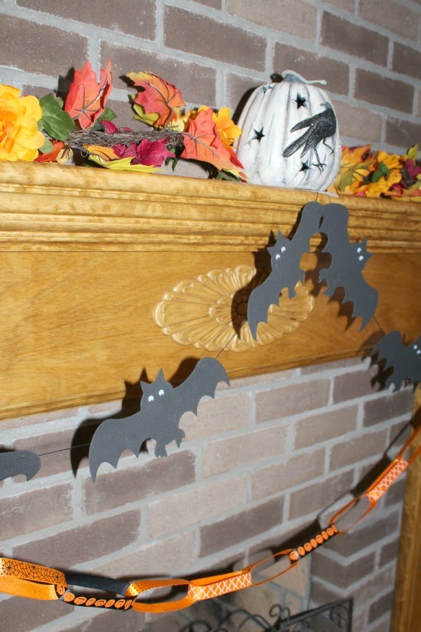 2 Easy DIY Halloween Garlands Sunny Days & Starry Nights