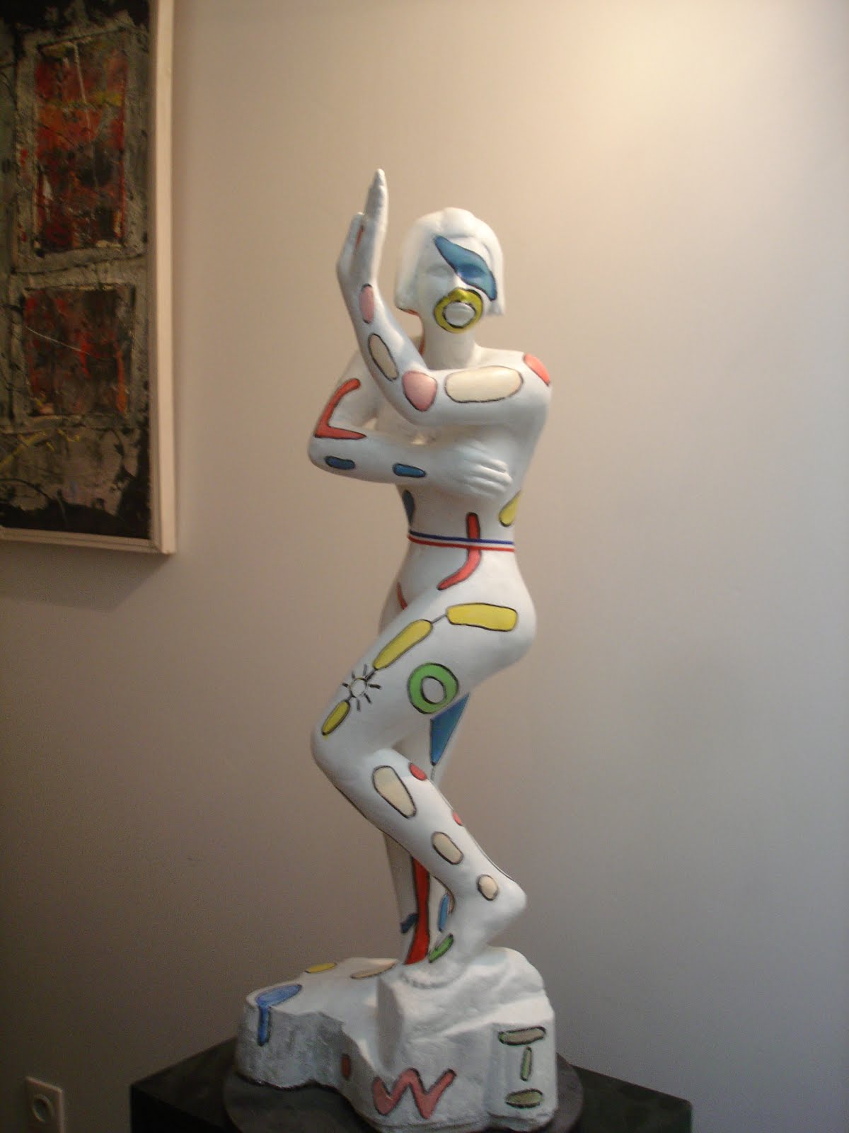 MARIA S.. sculpture en chêne et  polychromie