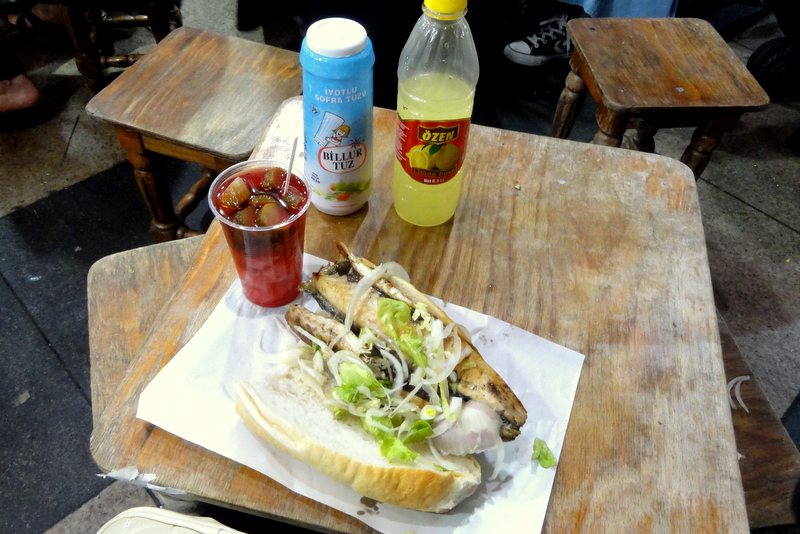 TRAVEL AND LIFESTYLE DIARIES Turkish Fast Food in Istanbul Fish