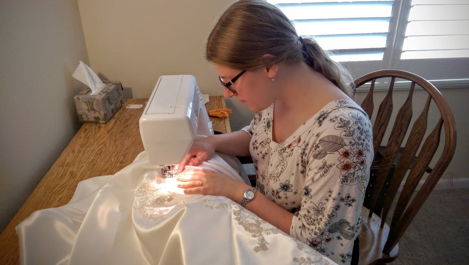 Sara Sewing Sewing a Wedding Dress