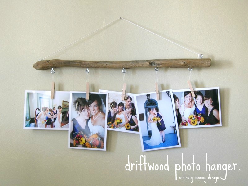 ORDINARY MOMMY DESIGN DIY Driftwood Photo Hanger Tutorial.