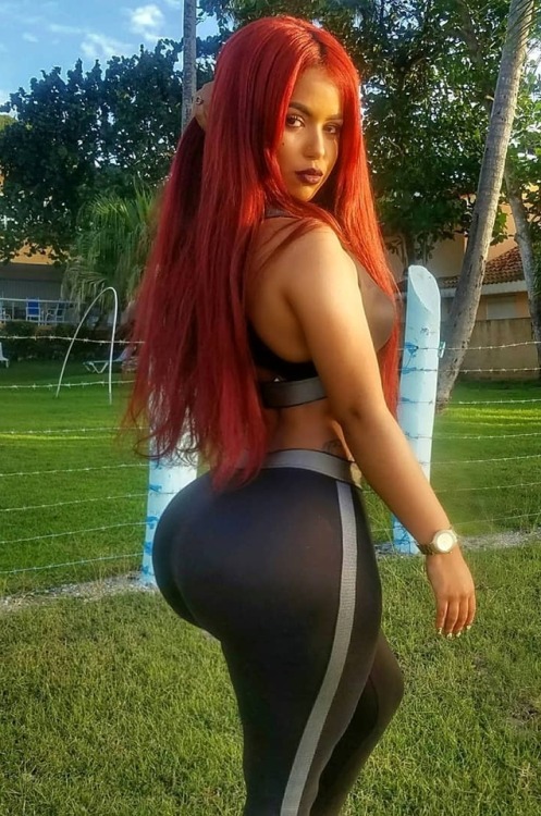 Thick red head