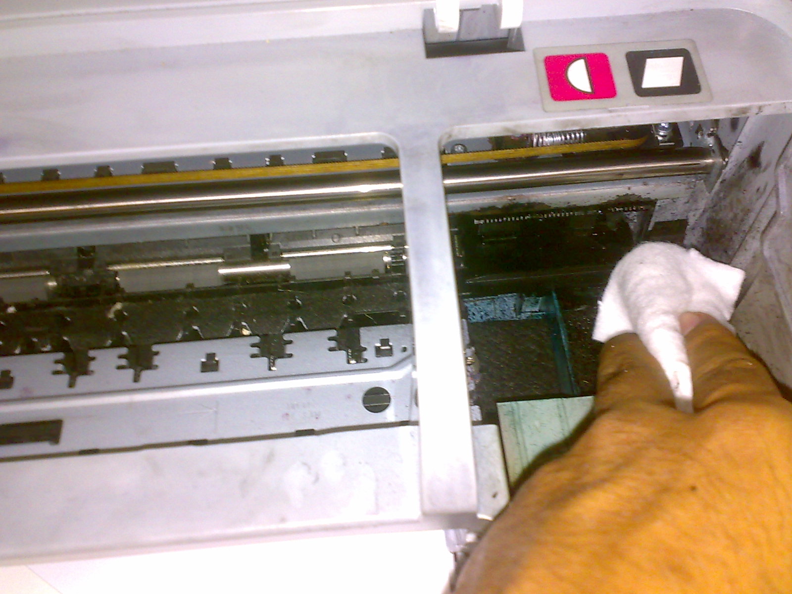 Kursus Teknisi Notebook Laptop by Yulius Eka Agung S 2013 memperbaiki Printer tinta yang macet