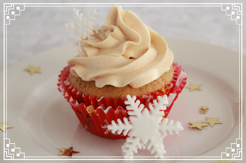 Gingerbread Cupcakes with Salted Caramel Buttercream Threadbare Creations