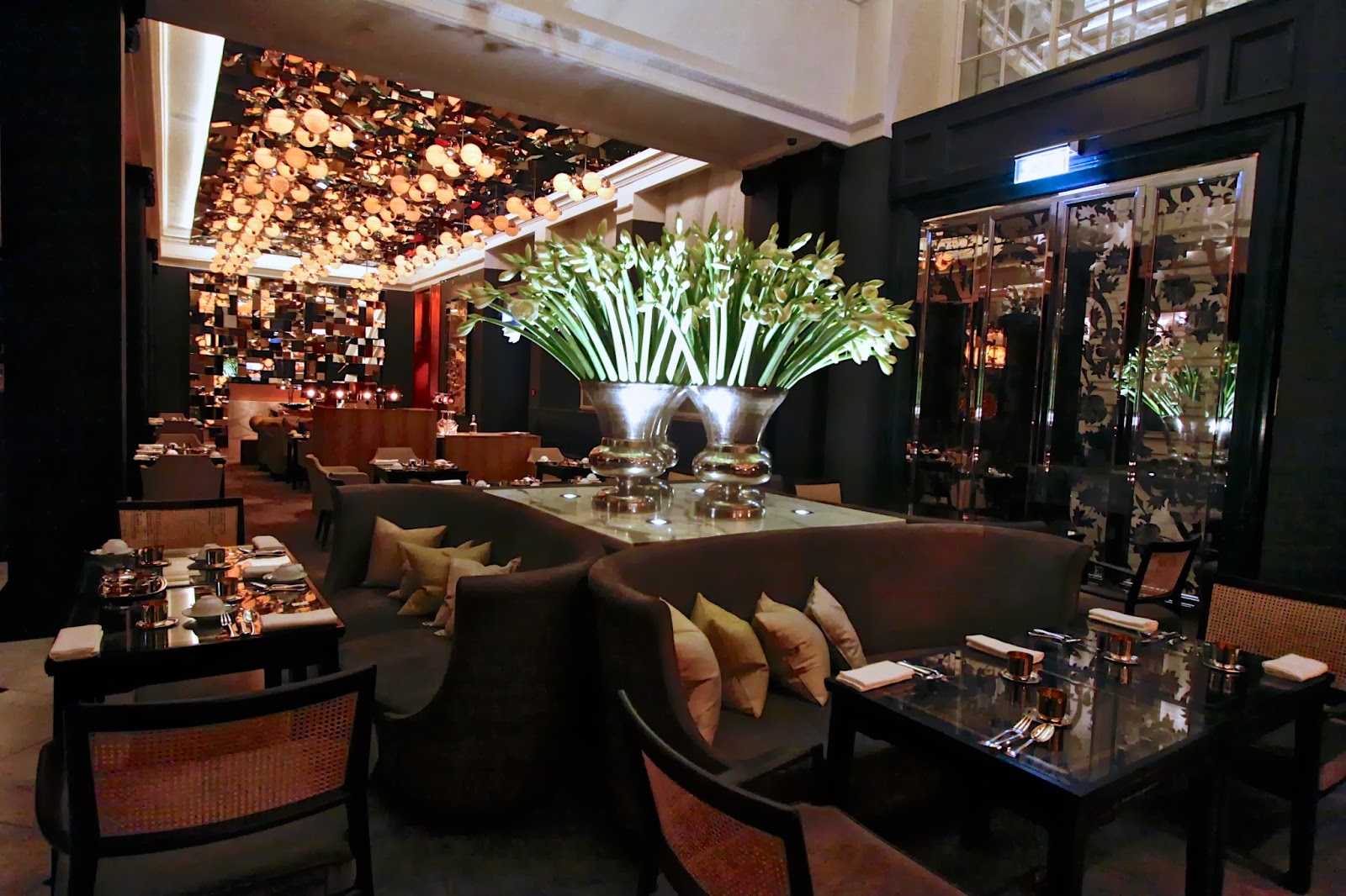 The London Foodie London Restaurant Reviews The Mirror Room