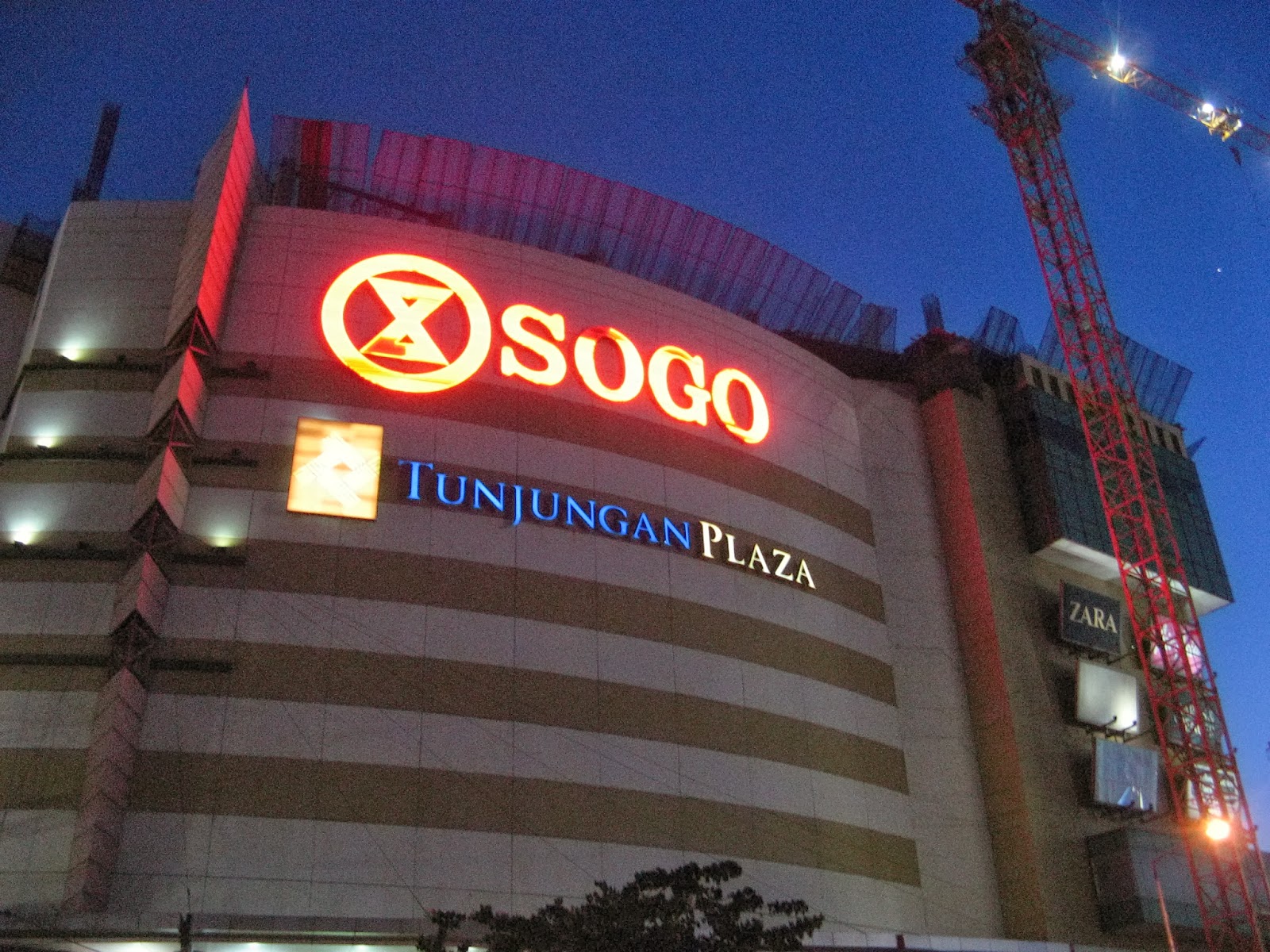 Majalah Budaya dan Wisata foto jalan EMBONG MALANG di