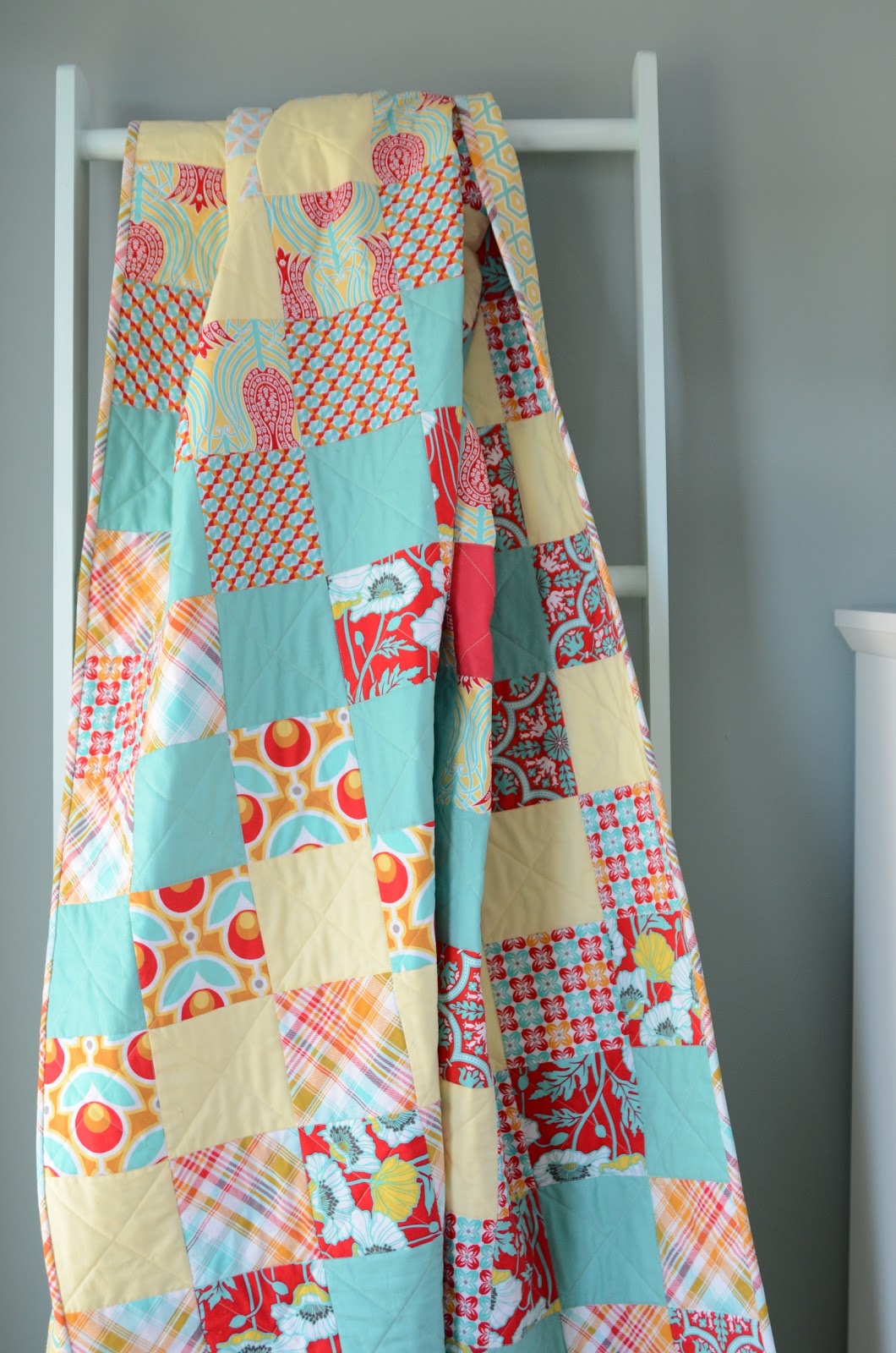 Hyacinth Quilt Designs Trip Around the World quilt