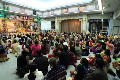 Divali retreat with Swami Mukundananda, senior disciple of Jagadguru Kripaluji Maharaj
