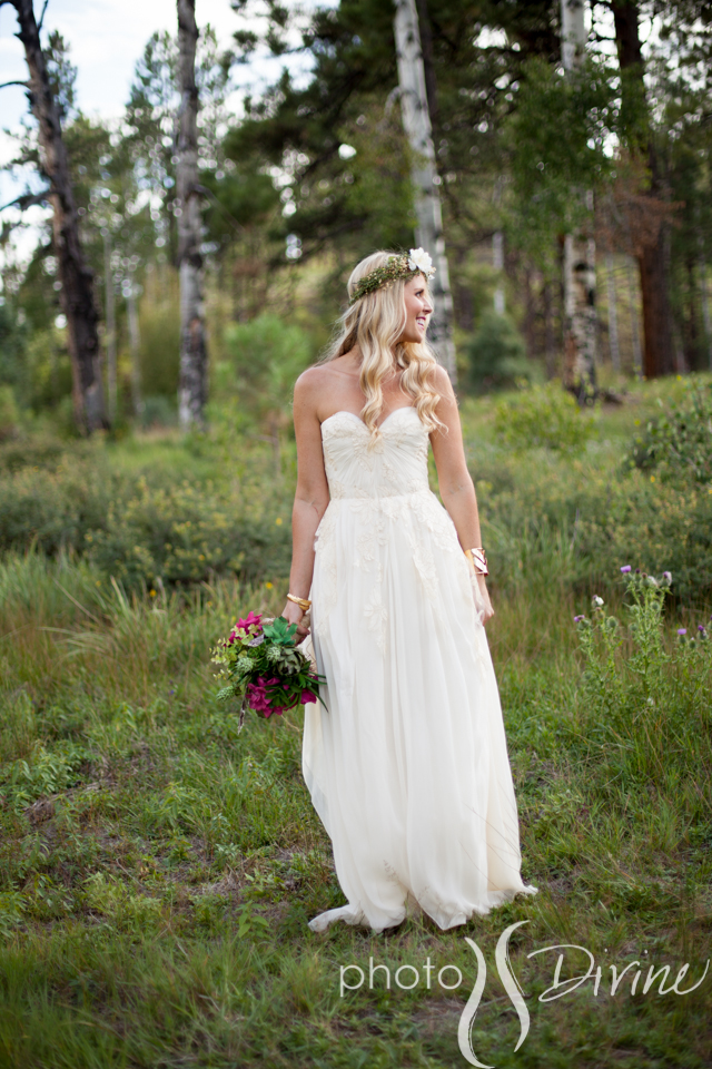 Photo Divine Aaron and Brittany's Beautiful Bohemian Wedding