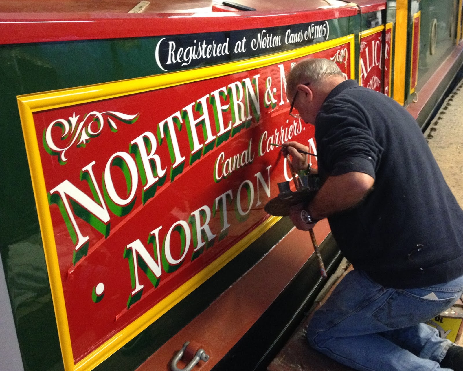 Narrowboat Alice Boat lettering part two