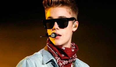 Justin Bieber Hentikan Konser saat Adzan Berkumandang