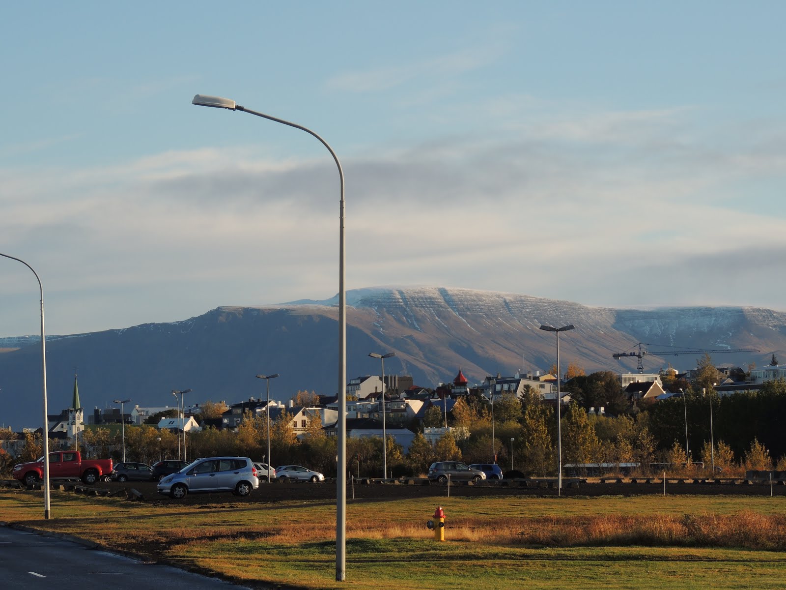Esja, Bergkette nördlich von Reykjavík