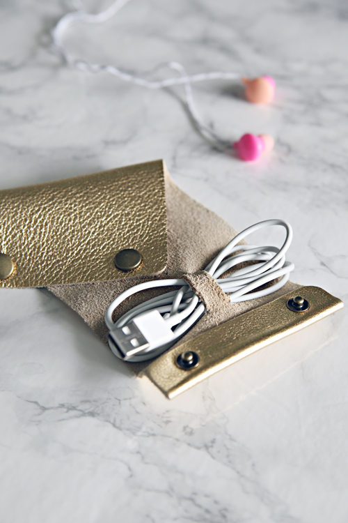 IHeart Organizing DIY Leather Cord Keeper
