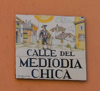 calle mediodia chica