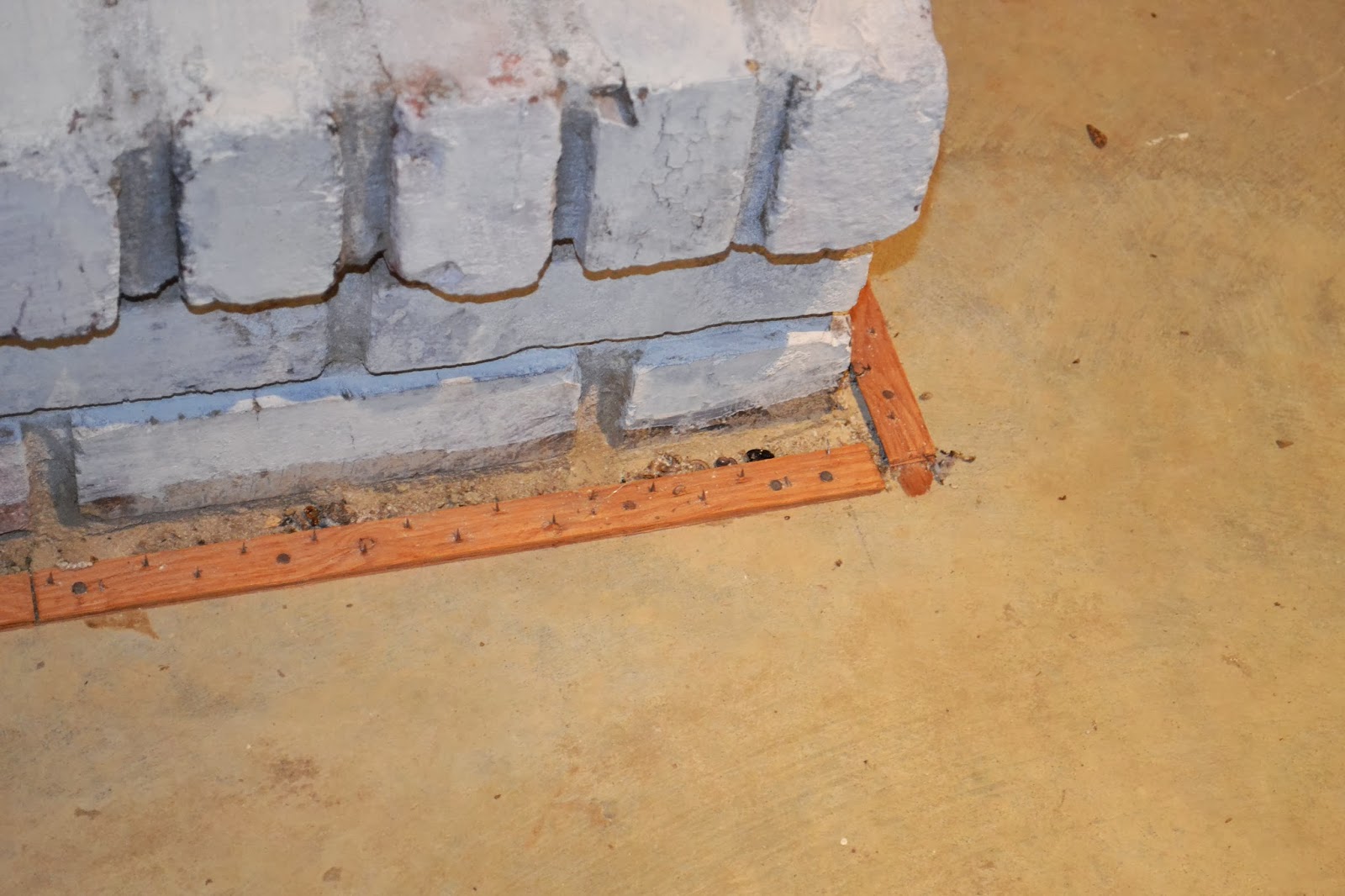 repairing+plastic+strips+on+concrete+deck