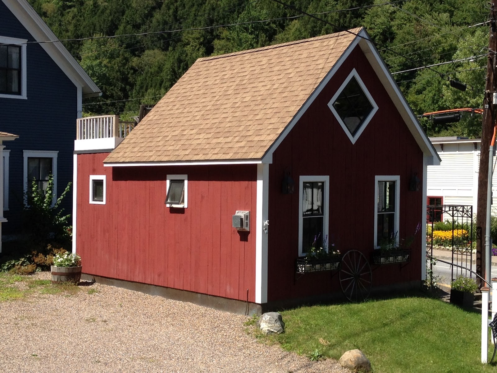 Small Scale Homes Tiny Home In Stowe, Vermont