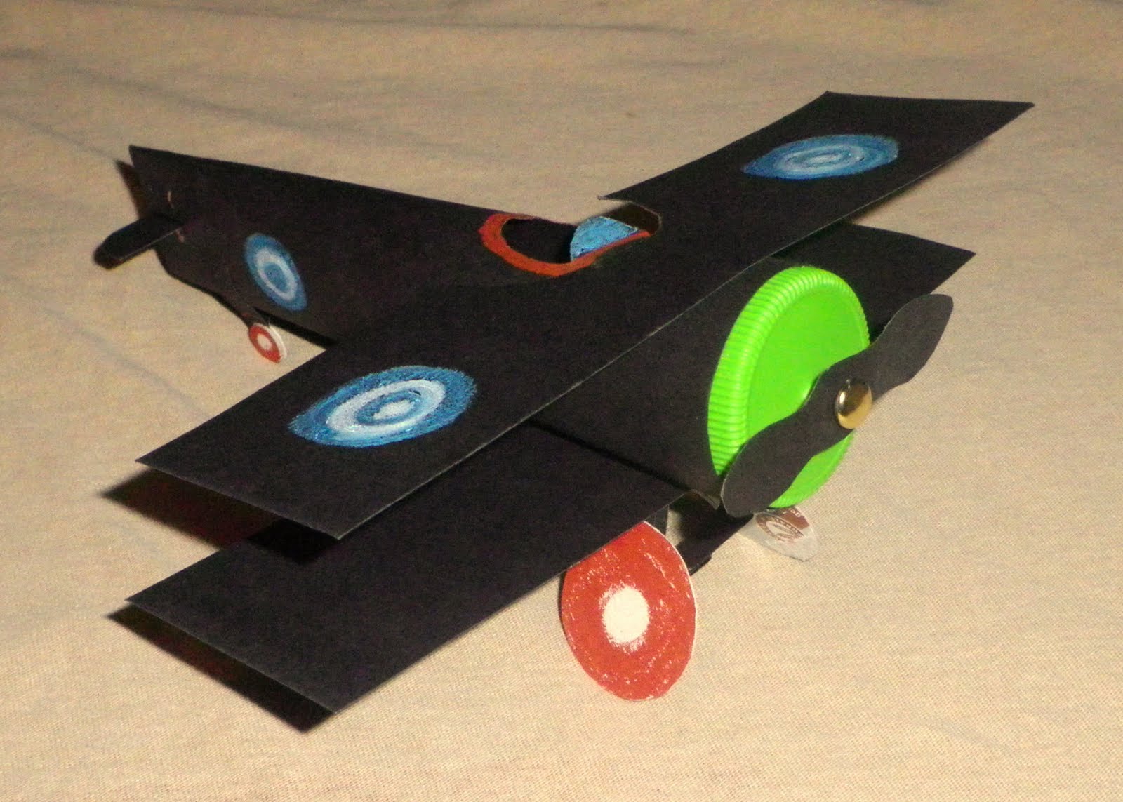 Como Hacer Un Avion De Carton Para Ninos Como Hacer Un Avion De Carton Para Ninos