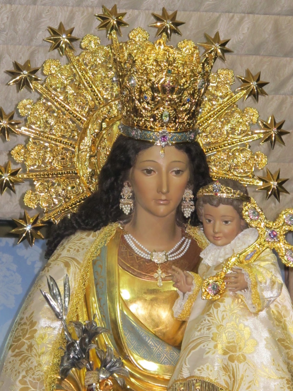 Maribel Sansano: Visita de la Virgen de los Desamparados de Valencia, a