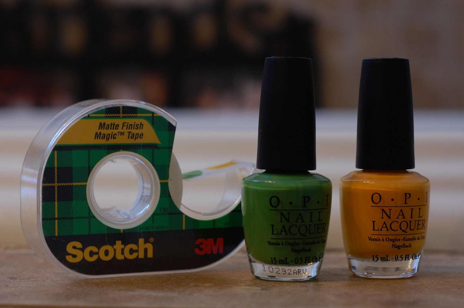 B Taught: Scotch tape nail polish trick B Taught: Scotch tape nail polish trick