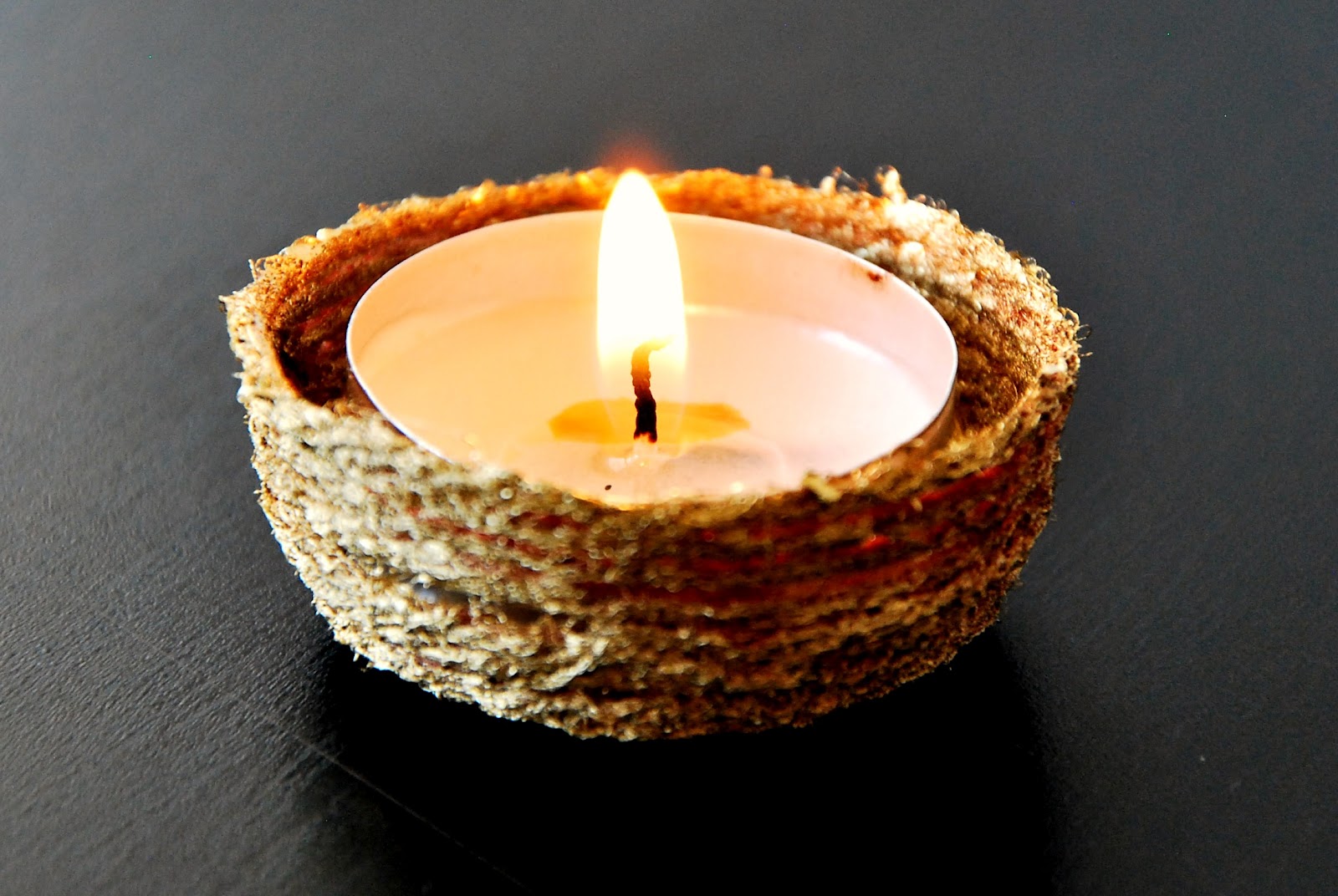 A Good Day to DIY Yarn Candle Holders