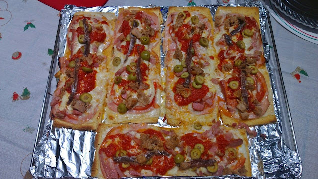 Pizzas  Al Gusto Con Base De Pan De Molde
