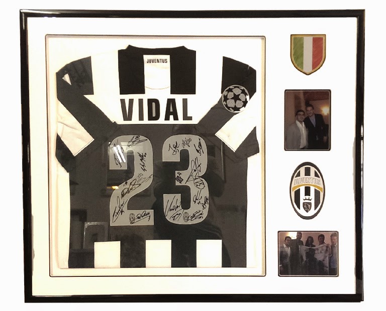 atelieronline.it blog: Cornice per maglia di calcio Juventus - Sports  Memorabilia