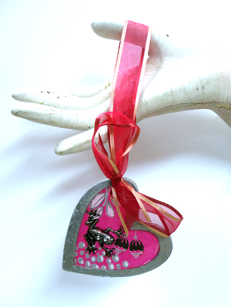 Resin Crafts Jewelry Resin and Paper