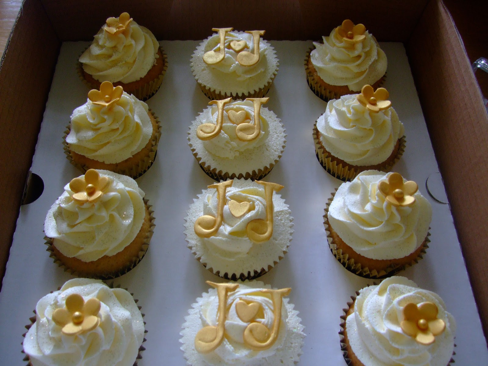 Colourful Cupcakes of Newbury Golden Wedding Anniversary Cupcakes