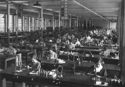 industrial revolution conditions working during factory sweatshops labor factories rev worker bad technology past digital feminist movement manufacturing australia example