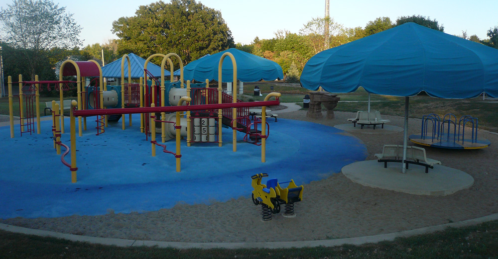 Play St. Louis The Pointe at Ballwin Commons, Ballwin