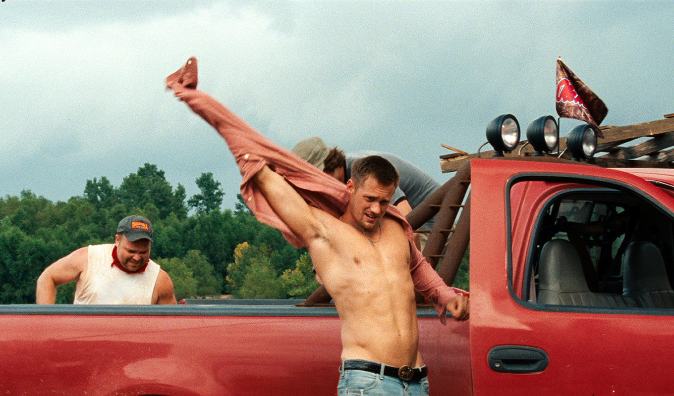 http://4.bp.blogspot.com/-uzWQkvmNMRo/TpuXNEzCOAI/AAAAAAAAfEM/Q3DWXvpaZm4/s1600/StrawDogs_ASkarsgard_03.jpg