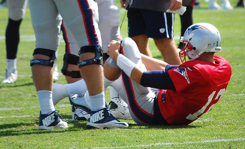Kraft told Brady to keep wearing knee brace