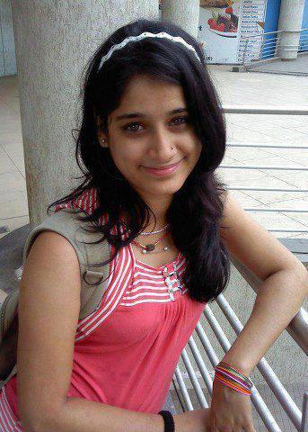 http://4.bp.blogspot.com/-uztJ8BdiZ10/UYu0Sm_vuHI/AAAAAAAAEU0/UPfTf9Z38eo/s1600/cute%20kerala%20girl_indian_deshi_beautiful_sexy_nice_south%20indian%20girl%20(36).jpg