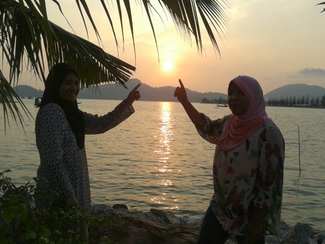 Marina Cove, Teluk Batik