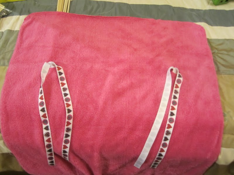 { Life's Simplicity } Car Seat Blanket A Tutorial