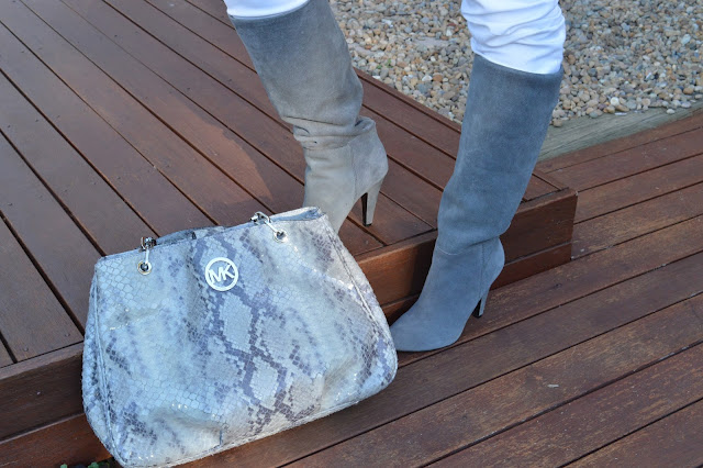 Sydney Fashion Hunter #42 - Glam Grey - Steve Madden Grey Suede Boot & Michael Kors Gret Tote