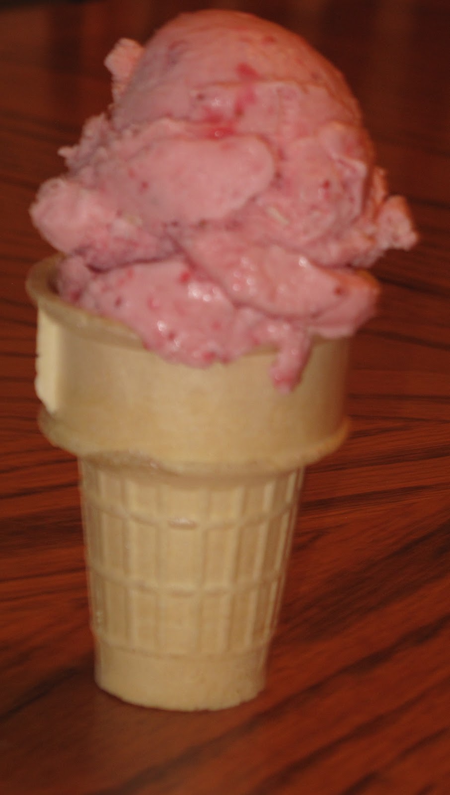 BJ Brinker's Home Cooking Strawberry Ice Cream