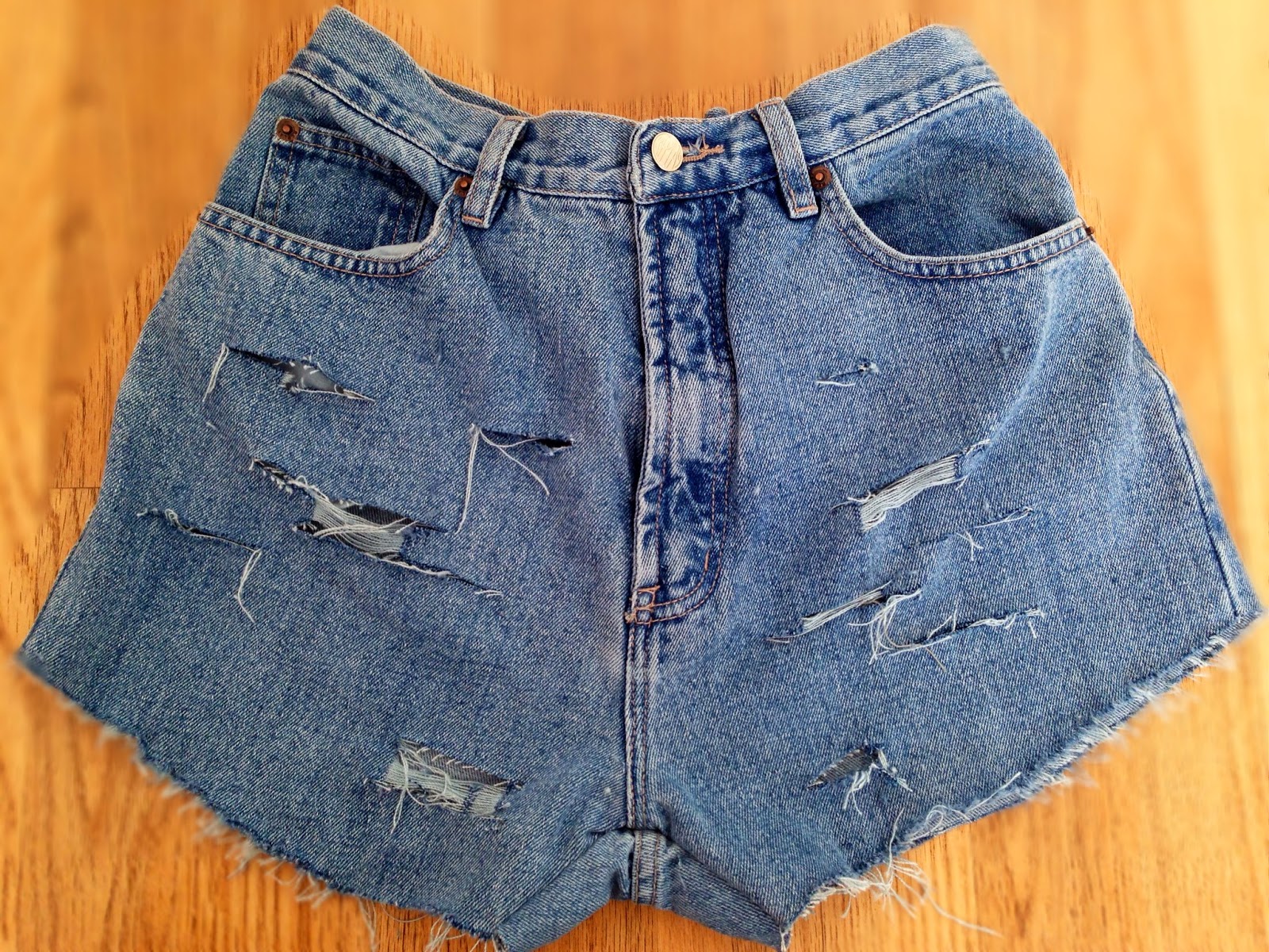 DIY High Waisted Distressed Shorts from Jeans + How to make the waist