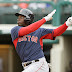 El cubano Rusney Castillo fuera indefinidamente por lesión en el hombro derecho