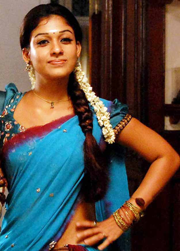 Sorry, not nayanthara hot saree right! So Criticism write nayanthara hot saree late, than