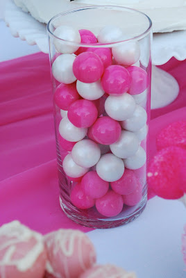 The cake pops and marshmallow pops were the kids favorites