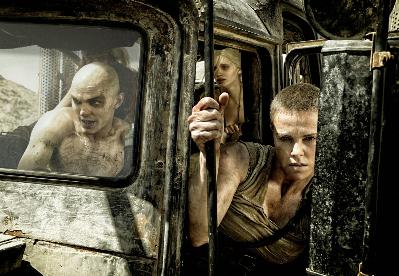 41 New MAD MAX: FURY ROAD Pictures | The Entertainment Factor