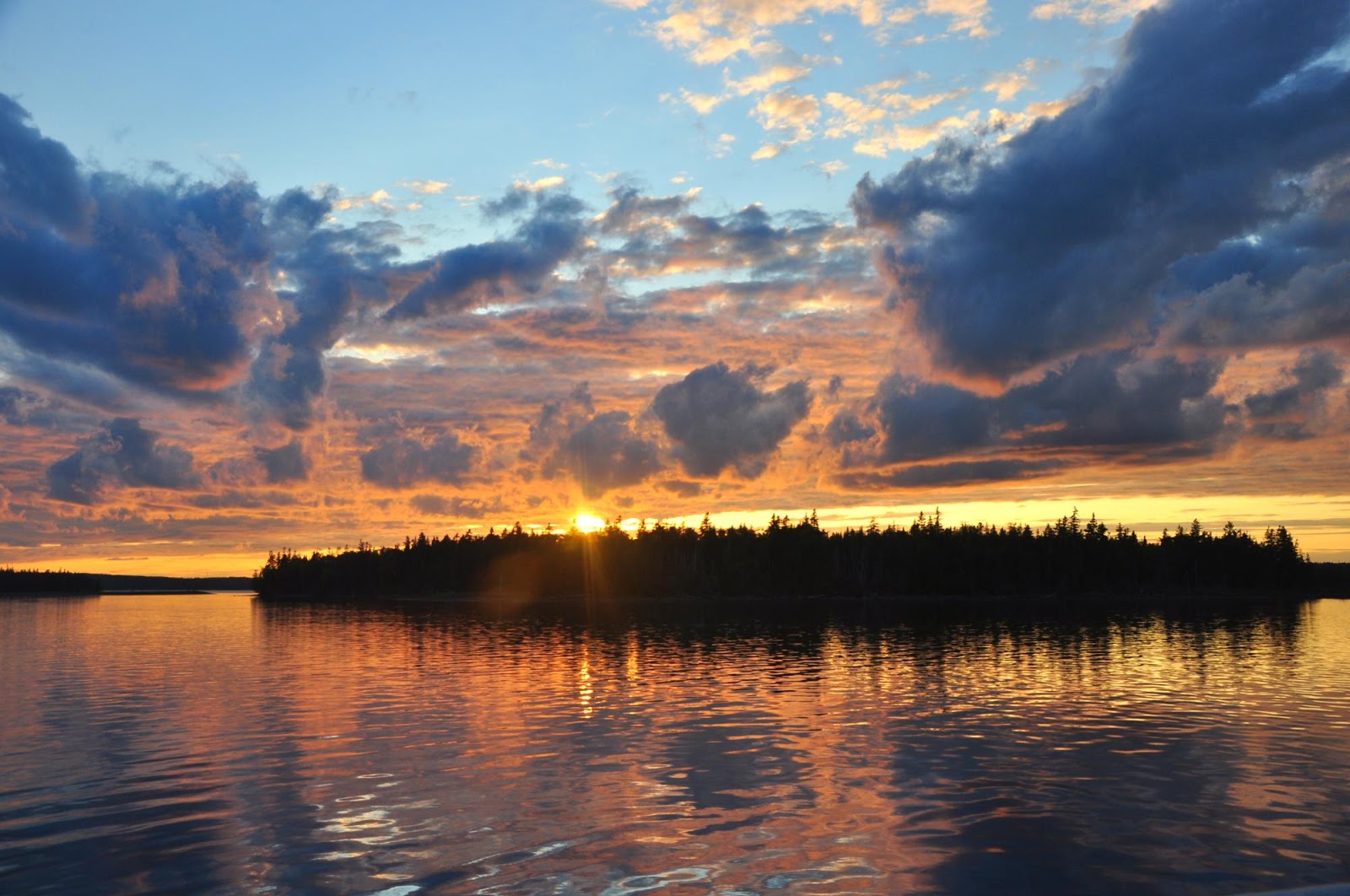 Sunrise Coast, Île du Cap Breton, Îles de la Madeleine La Jeannoise