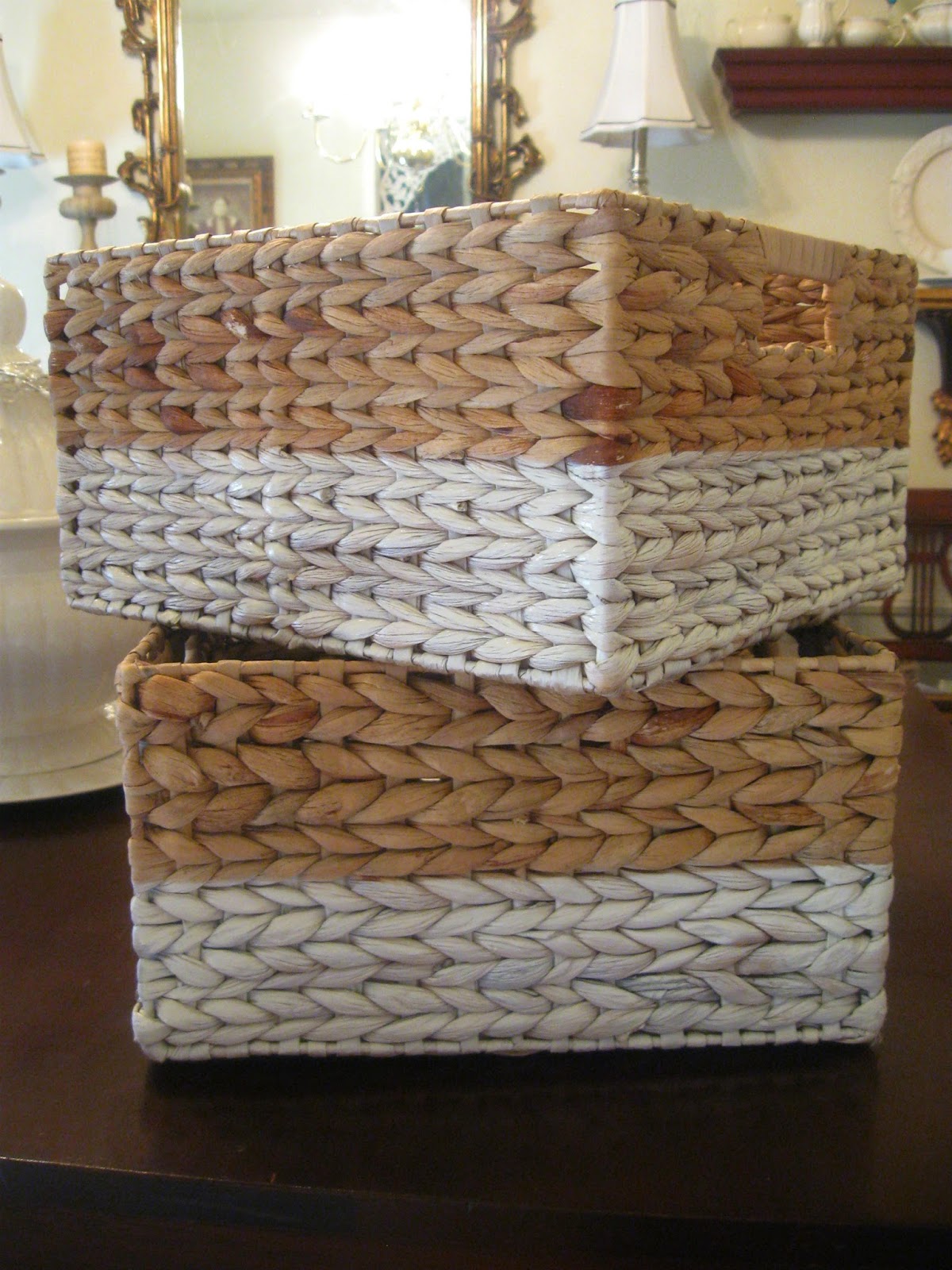 GRACIOUS SOUTHERN LIVING Painted Baskets