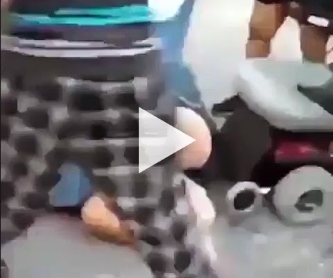 E quando você pensa que já viu de tudo na internet... aparece isso! E quando você pensa que já viu de tudo na internet... aparece isso!