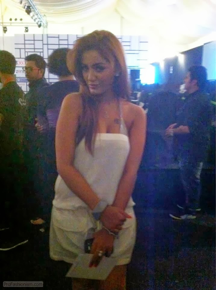 Mathira Sexy Photoshoot | Free Neo Wallpapers