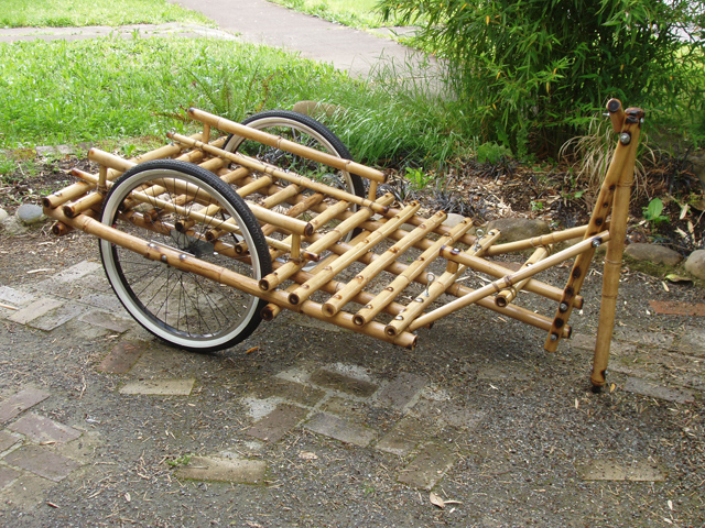 Bambu usado na construção de trailers de bicicletas