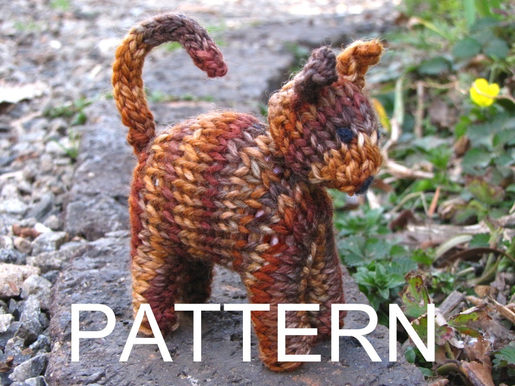 Cat Knitting Pattern and Giveaway - Natural Suburbia