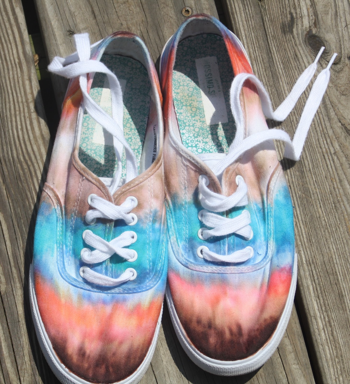 How to Dye Canvas Shoes - MomAdvice